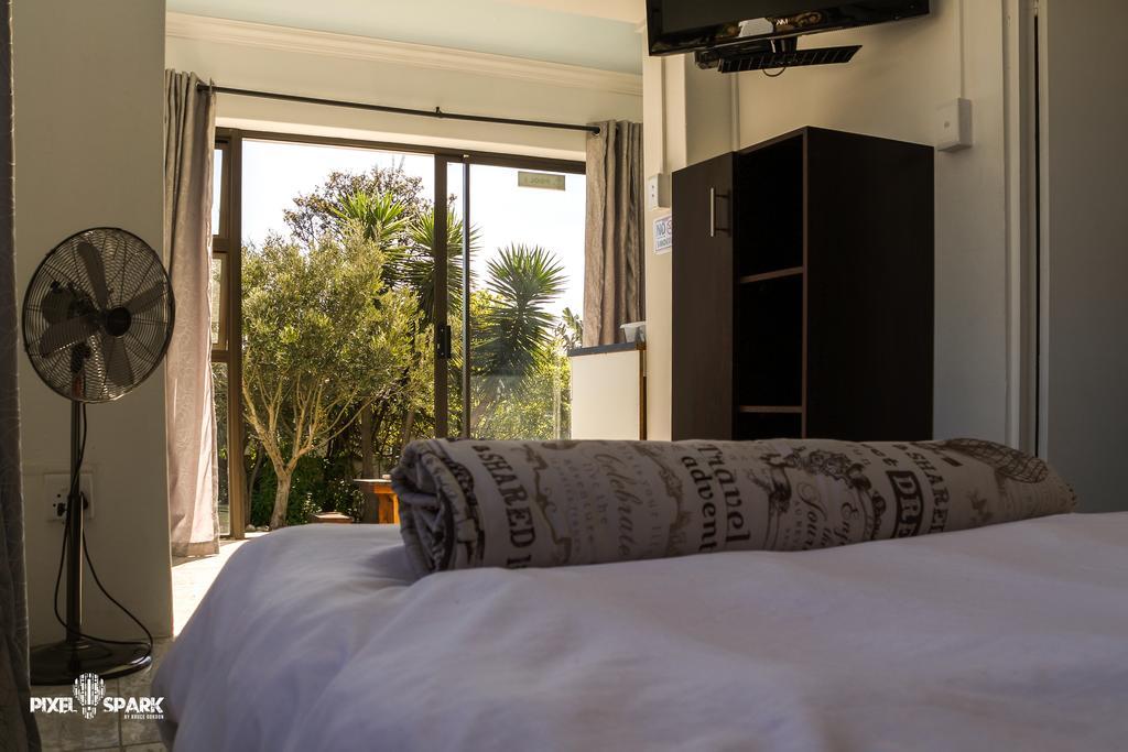 Tyday Accommodation Port Elizabeth Bagian luar foto
