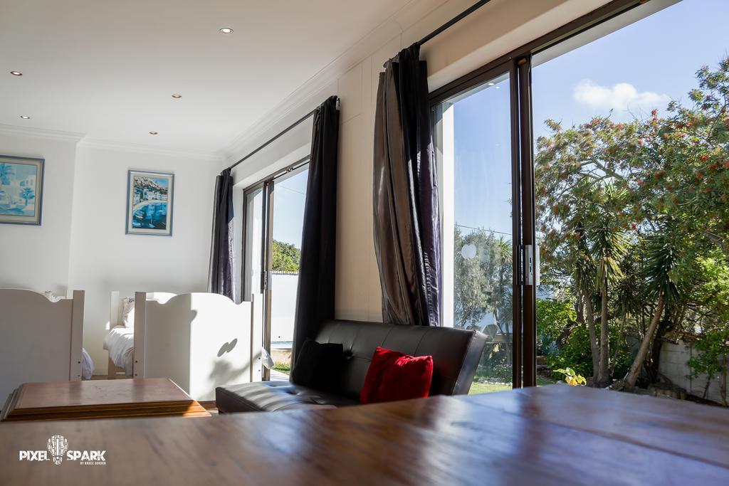 Tyday Accommodation Port Elizabeth Bagian luar foto