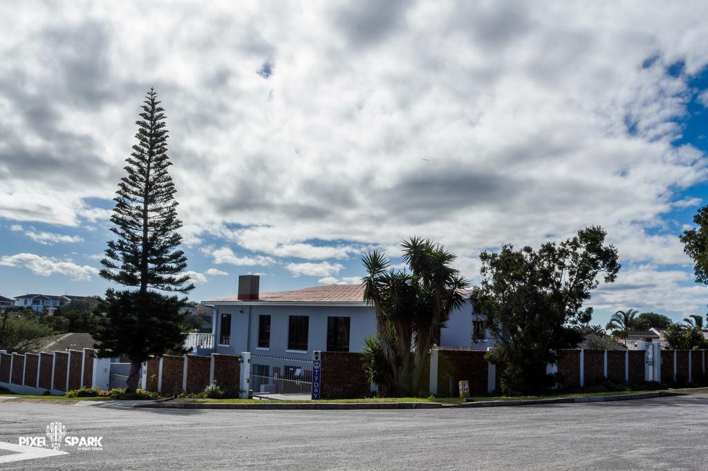 Tyday Accommodation Port Elizabeth Bagian luar foto