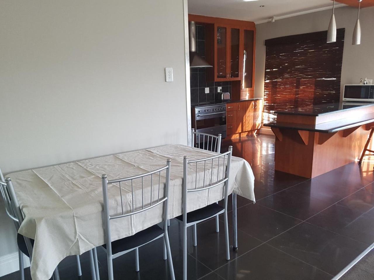 Tyday Accommodation Port Elizabeth Bagian luar foto